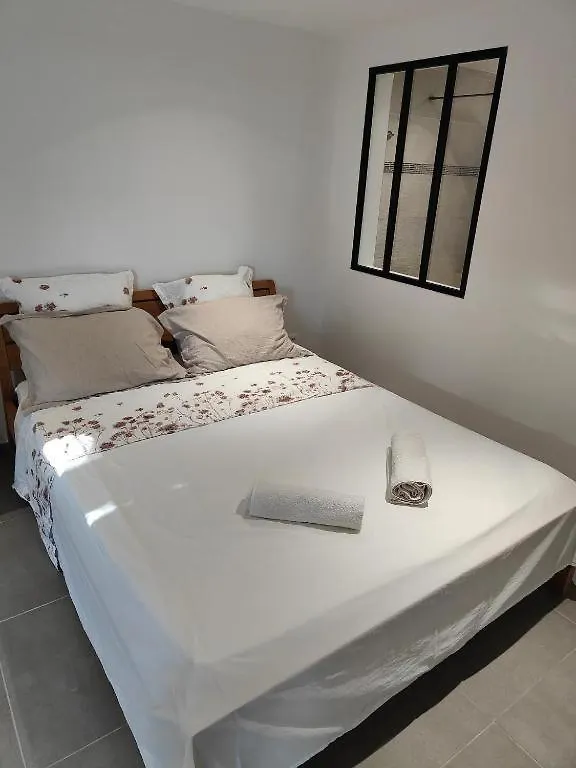 Jacuzzi, Sauna, Piscine Et Magnifique Vue Sur La Mer ! Vivez Le Luxe De La Dependance De La Villa Nadia Le Diamant 0*,  Martinique