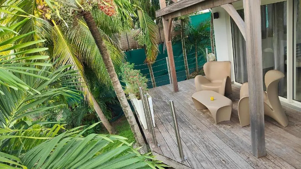 Jacuzzi, Sauna, Piscine Et Magnifique Vue Sur La Mer ! Vivez Le Luxe De La Dependance De La Villa Nadia Le Diamant 0*,  Martinique